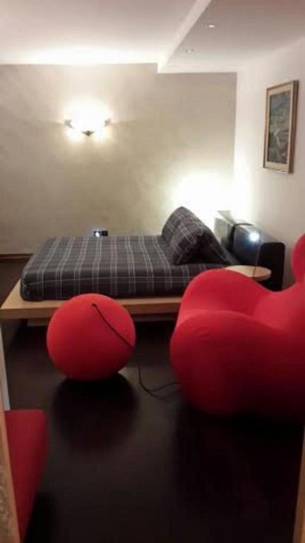 Bed and Breakfast Mary Poppins'S House Трієст Номер фото